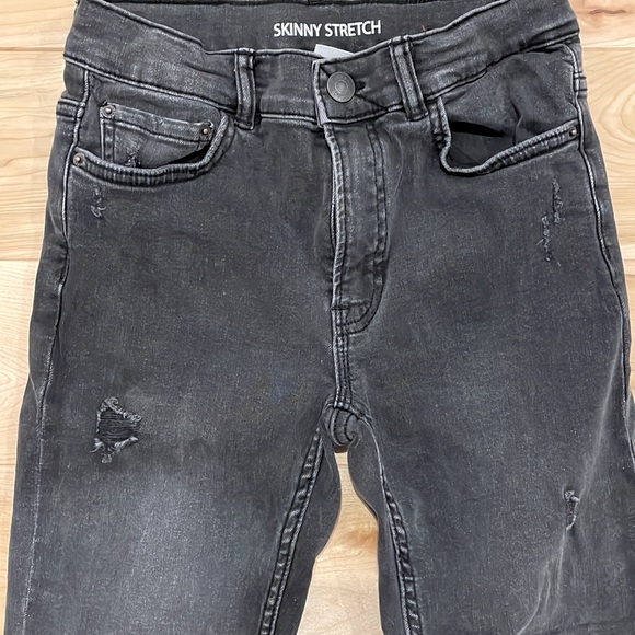 Zara boys size 11-12 skinny stretch jeans. Distressed black. - Picture 2 of 5